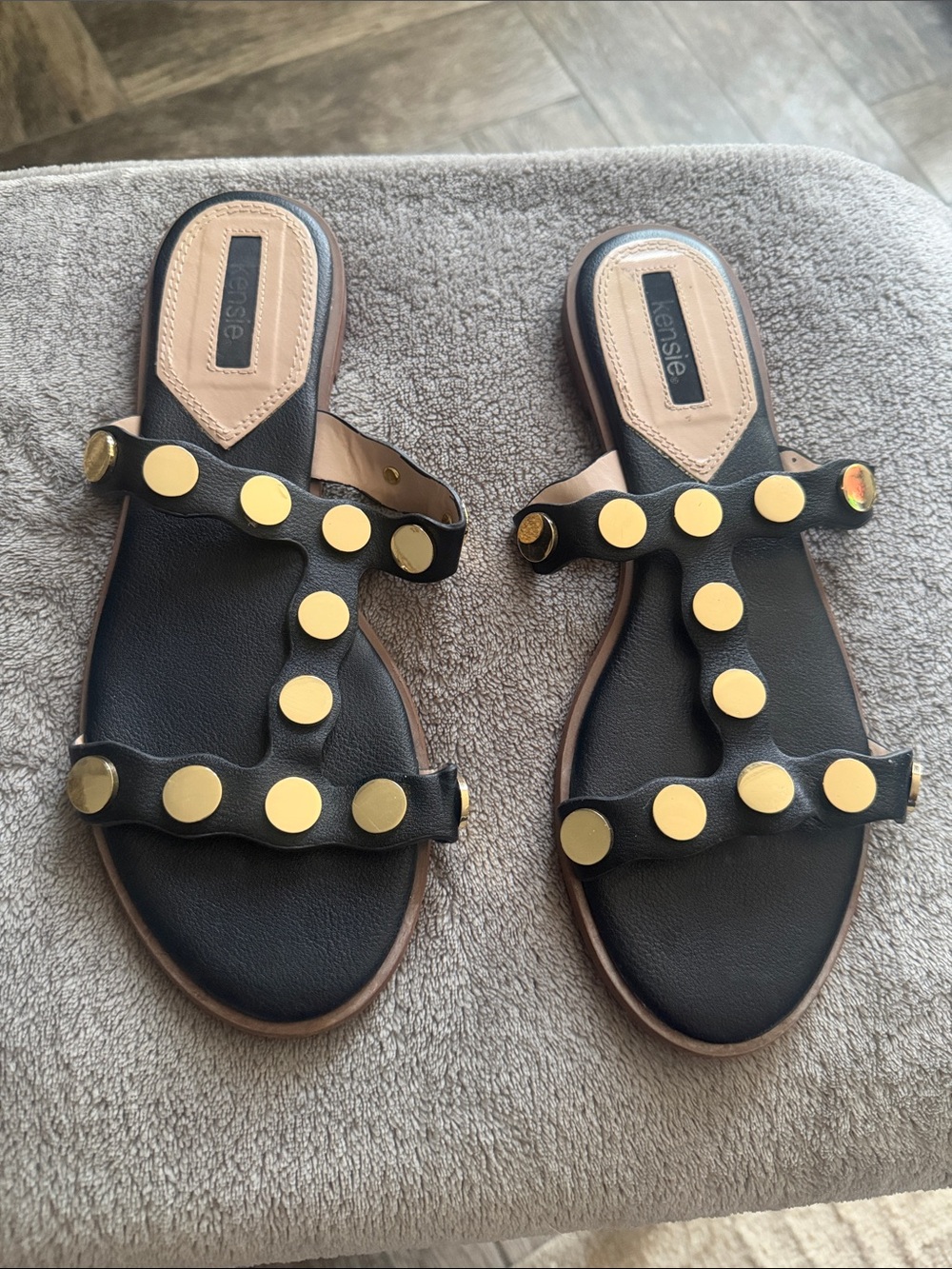 Kensie Black Leather Slide Sandals with Gold Discs